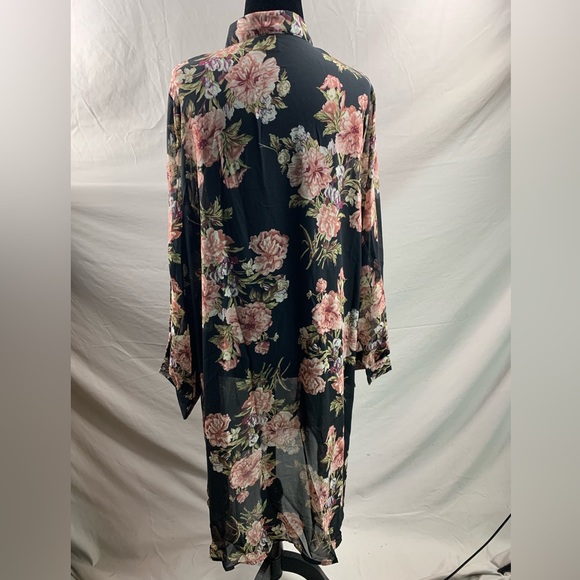 Floral Print High Low Sheer Chiffon Blouse - Picture 8 of 10